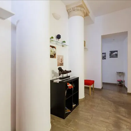 Cuore Di Testaccio Apartment-2